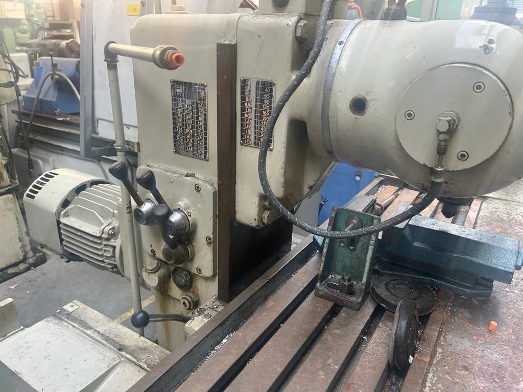 Machine-outil industrielle Z1C pour fraisage avec tête orientable