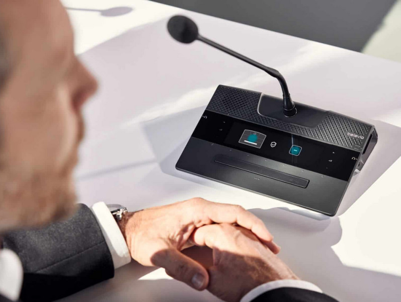 Système de conférence sans fil Confidea FLEX G4 TELEVIC - Écran tactile 5.2 pouces - Réf. 18637_1