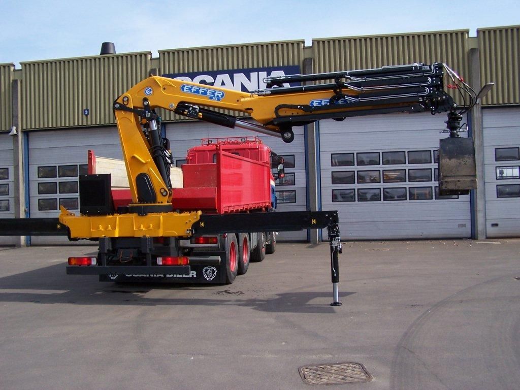 Grue auxiliaire medium 255 - effer - pression 340 bar - capacité de levage entre 10 et 30 txm_1