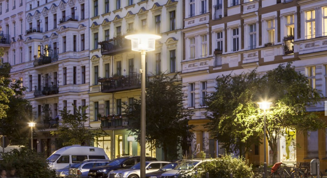 Luminaire d'éclairage public Rondero - LED 5200 lm - aluminium - hauteur conseillée 4,5 m - distribution lumineuse asymétrique_1