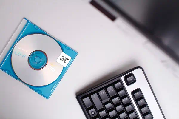 LW - àÉtiquettes multi-usages - 25 x 25 mm - S0929120_1