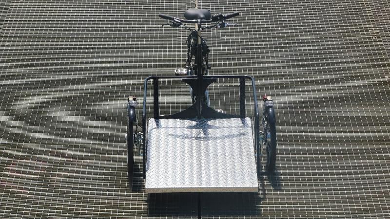 Triporteur musculaire Nihola Maxx - plateforme en aluminium et caisse personnalisable_1
