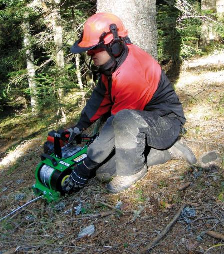 Modèle vf155 ultralight - treuil forestier - docma - portatif_1
