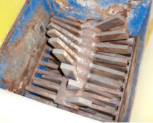 Broyeur de déchets multi-usage_1