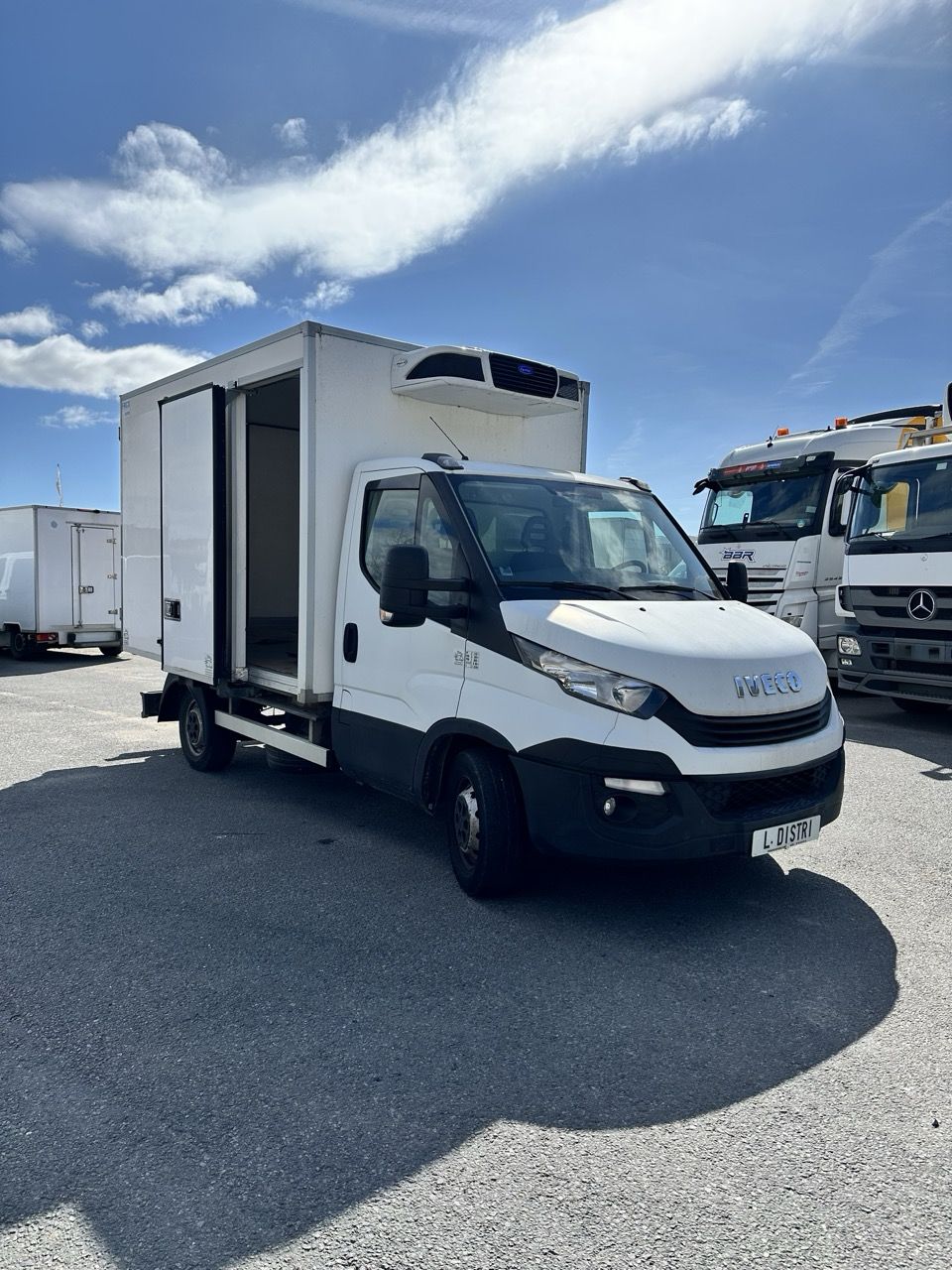 Voiture frigorifique Iveco Daily 35S16 - 529FR125_1