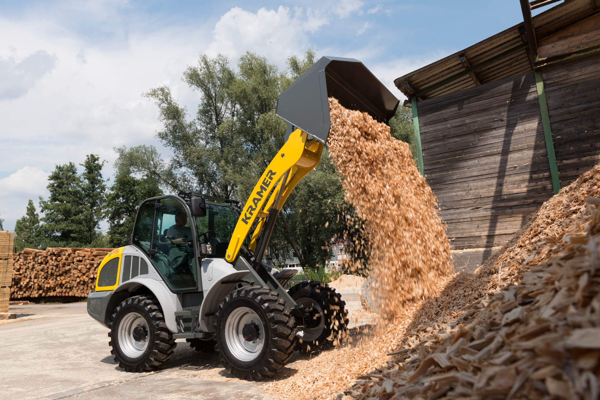 Chargeuse sur pneus robuste et performante - Kramer 8115 avec boîte ecospeed et pneumatiques 24 pouces_1