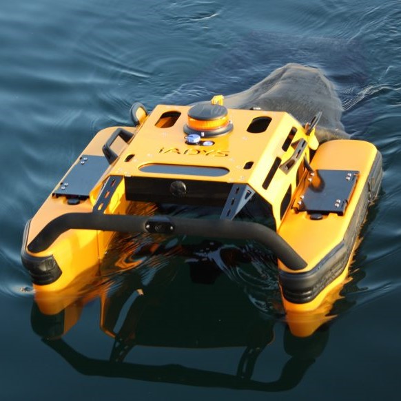 ROBOT MARIN ÉCOLOGIQUE JELLYFISHBOT IADYS COLLECTEUR DE DÉCHETS ET HYDROCARBURES DE SURFACE TÉLÉCOMMANDÉ OU AUTONOME LIDAR SONAR_1