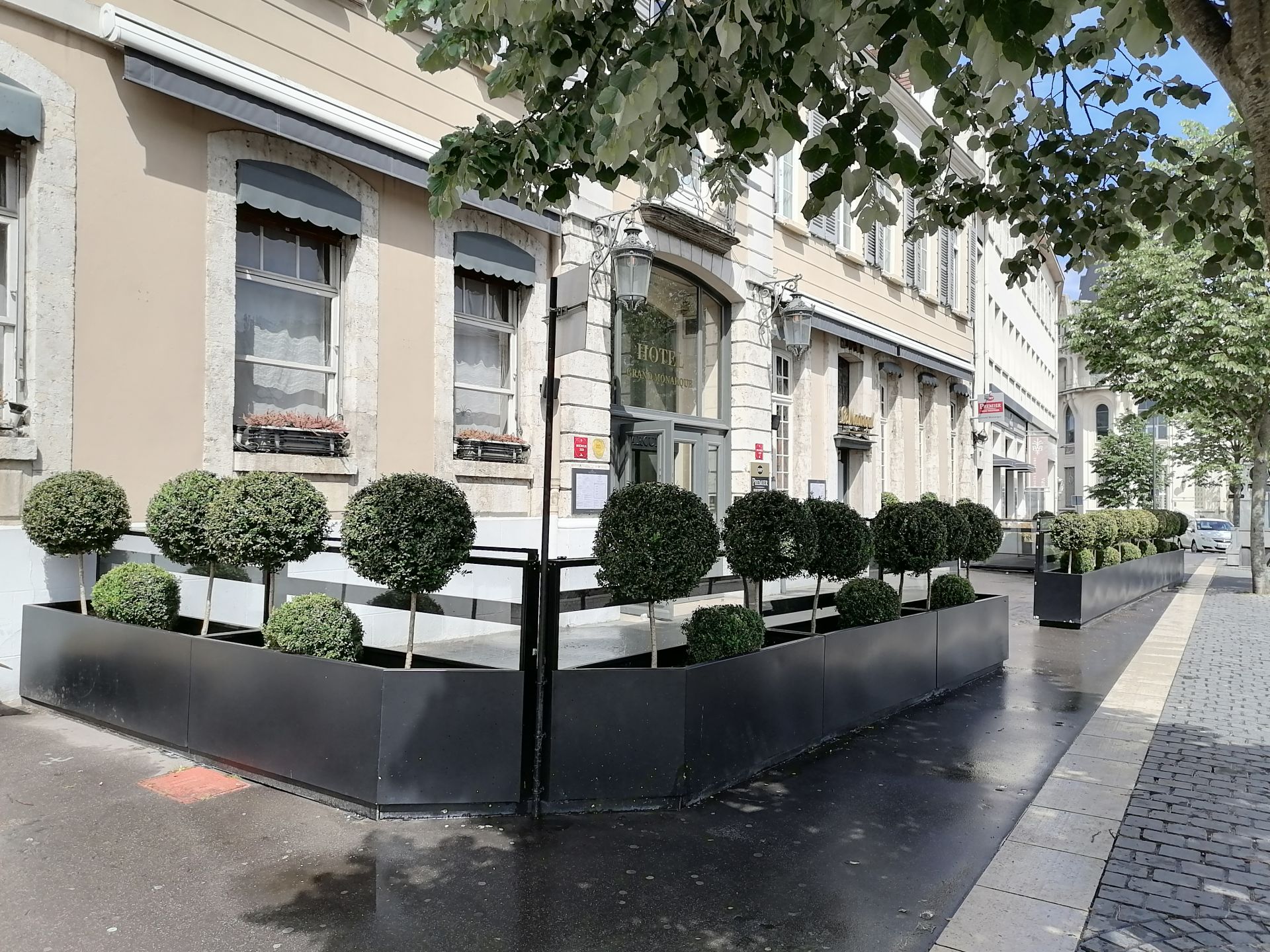 Bac jardinière en acier pour paravent télescopique