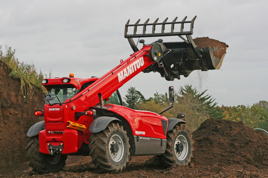 Godet multifonctions - cbg 2450 ms - manitou_1