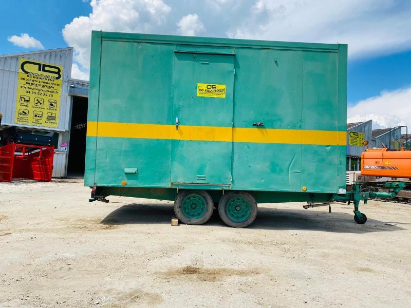 CABANE de chantier_1