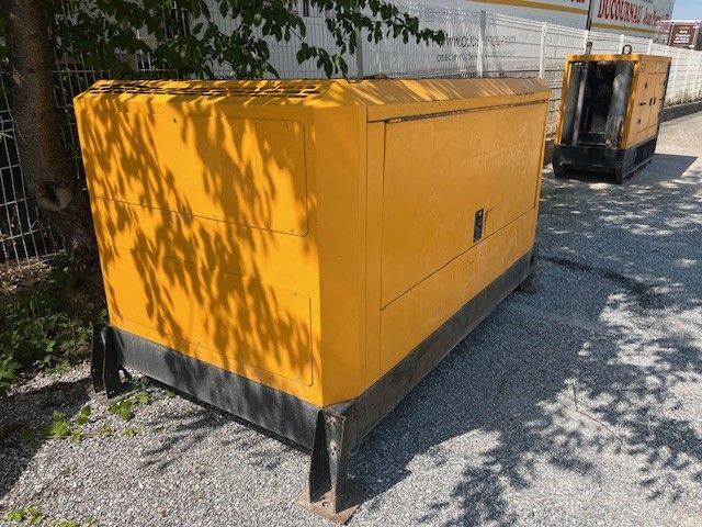 Compresseur de chantier Doosan - parfait état - secteur Lyon_1