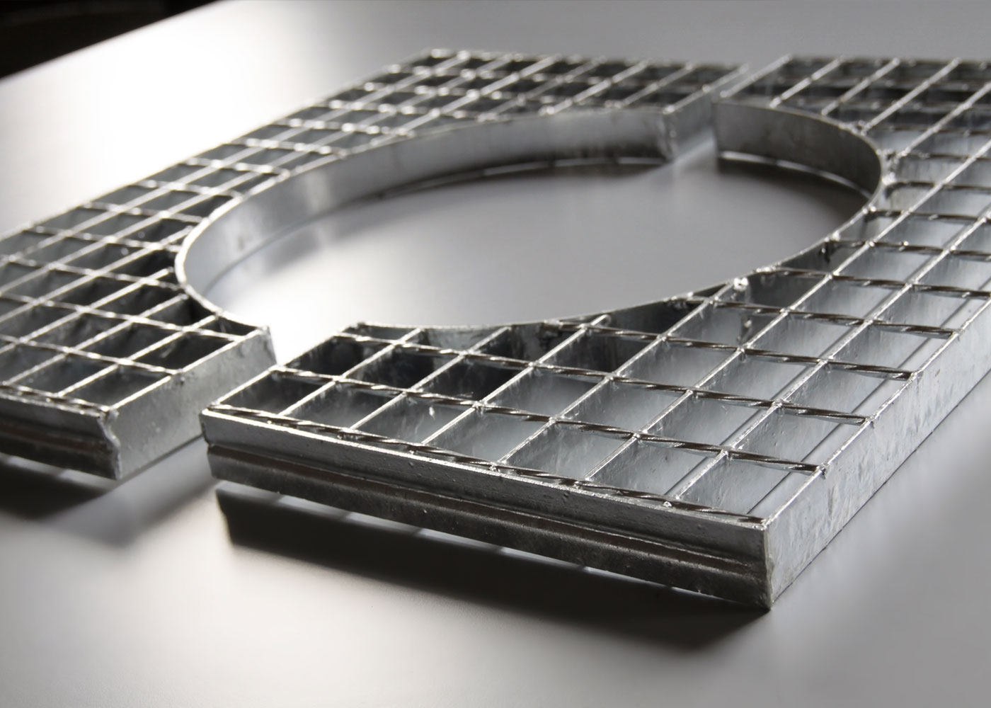 Grille d'arbre en treillis soudé - 34 x 38 mm - diamètre intérieur 300 mm - Rel A83_1