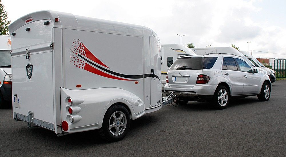 Remorque double essieux Centaure avec dimensions utiles 4.89 m x 1.62 m x 1.66 m