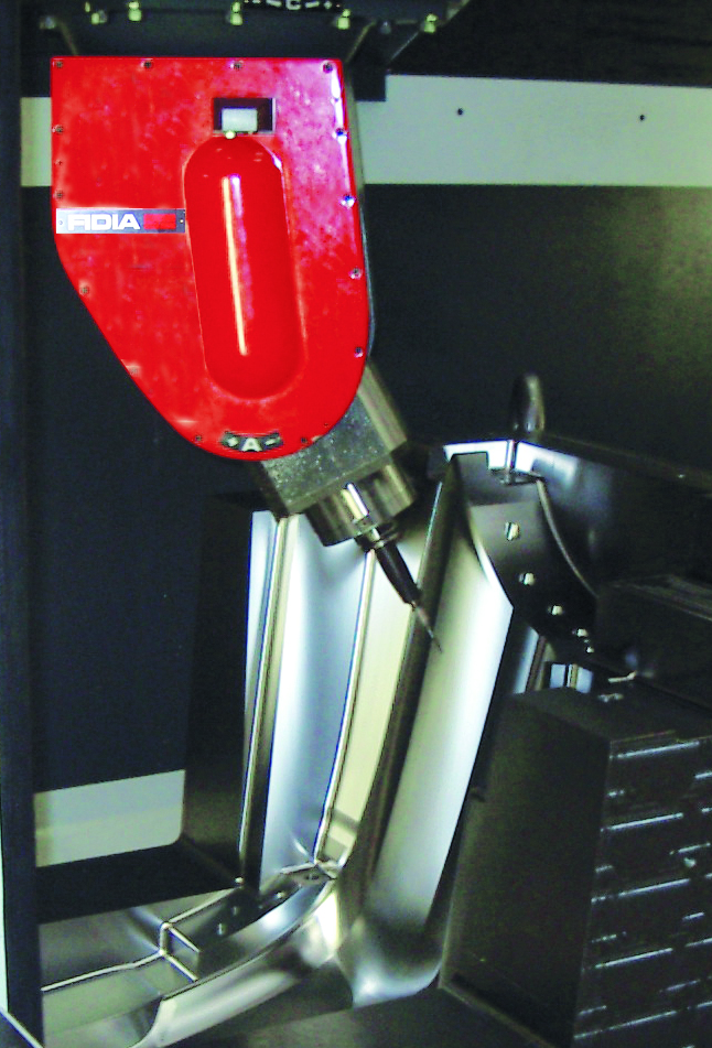 Fraiseuse ugv 5 axes k211 - k411 fidia_1