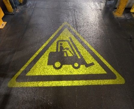 Pictogramme signalétique par projection lumineuse - Projecteur LED avec lentille gravée au laser - Étanche IP65 jusqu’à -25°C_1