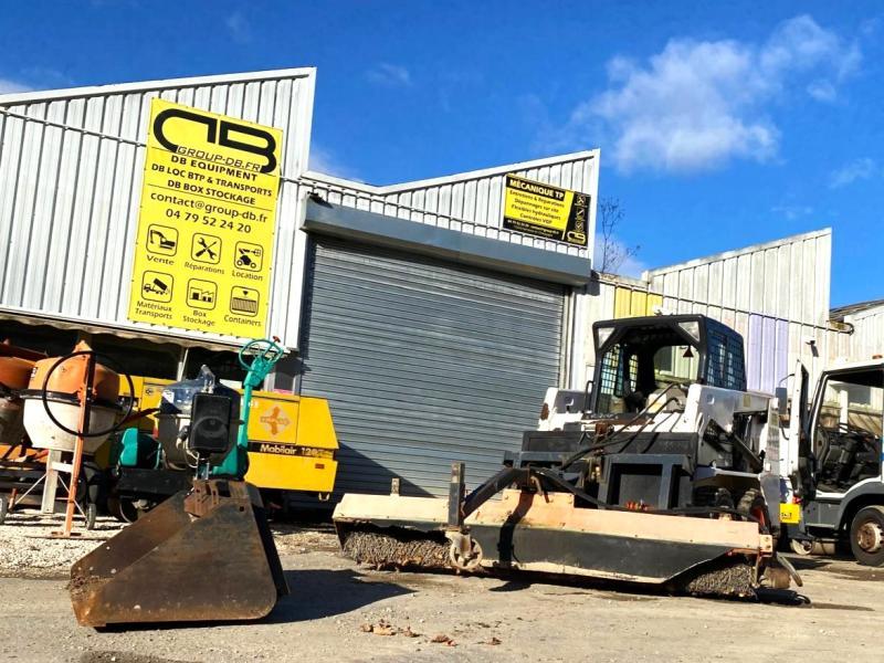 BOBCAT s100 mini chargeuse sur pneu (avec accessoires)_1