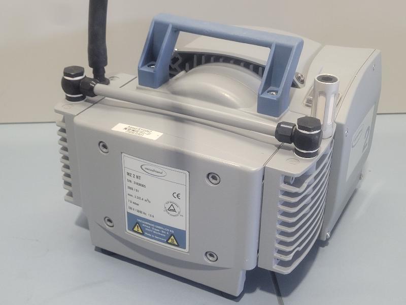 Pompe à vide à membrane Vacuubrand MZ 2 NT_1