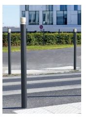 Potelet haute visibilité avec pommeaux - Hauteur hors sol 1200 mm - Tube acier Ø 60 à 114 mm - Cinq pommeaux au choix_1