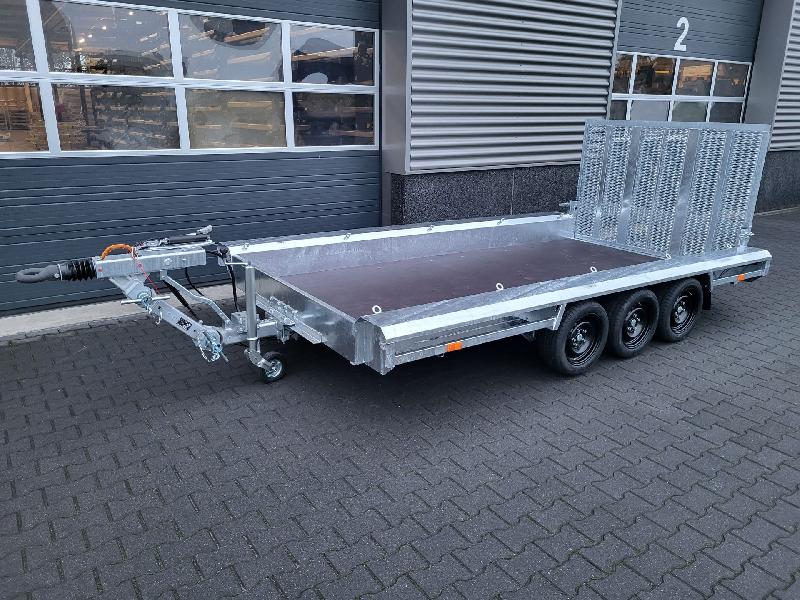 GTM 4m80 x 1m80 Gooseneck porte engin 3 x essieux 1350 kg_1