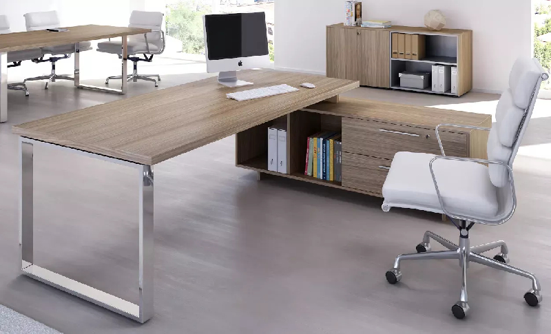 Bureau individuel sur console pied cadre métallique So Flora - 225 x 170 cm, Frêne Noir, Effet chromé_1