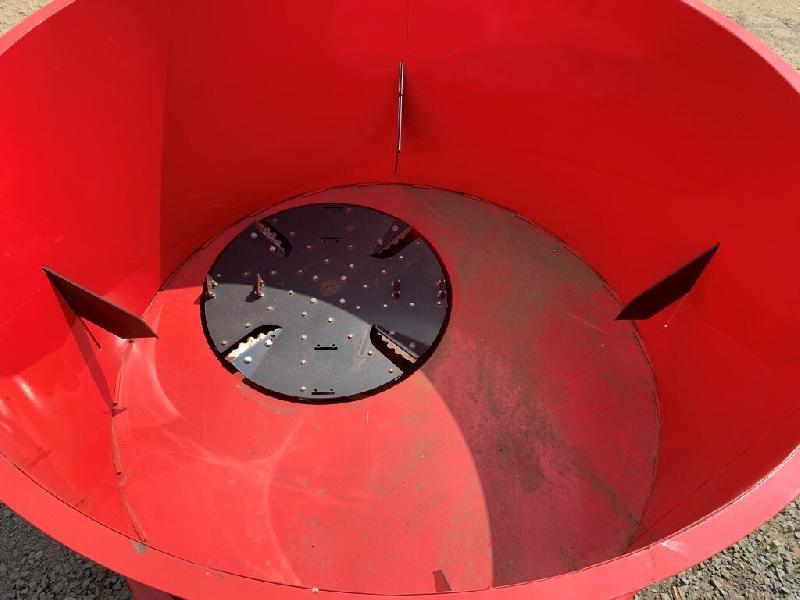 Défibreuse NC avec sortie droite, gauche et arrière