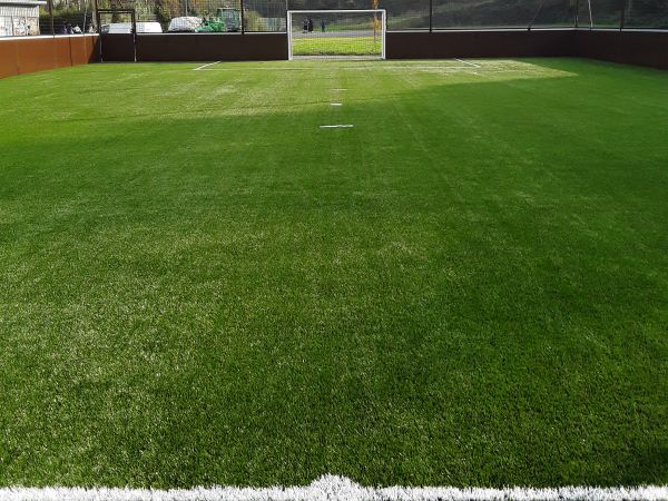 Terrain de football 5 contre 5 - Accompagnement du terrassement à la pose de la structure_1