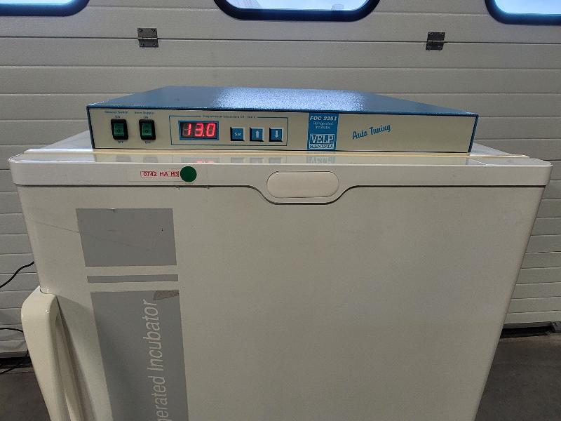 Incubateur / étuve à thermostat réfrigéré VELP FOC 225I_1