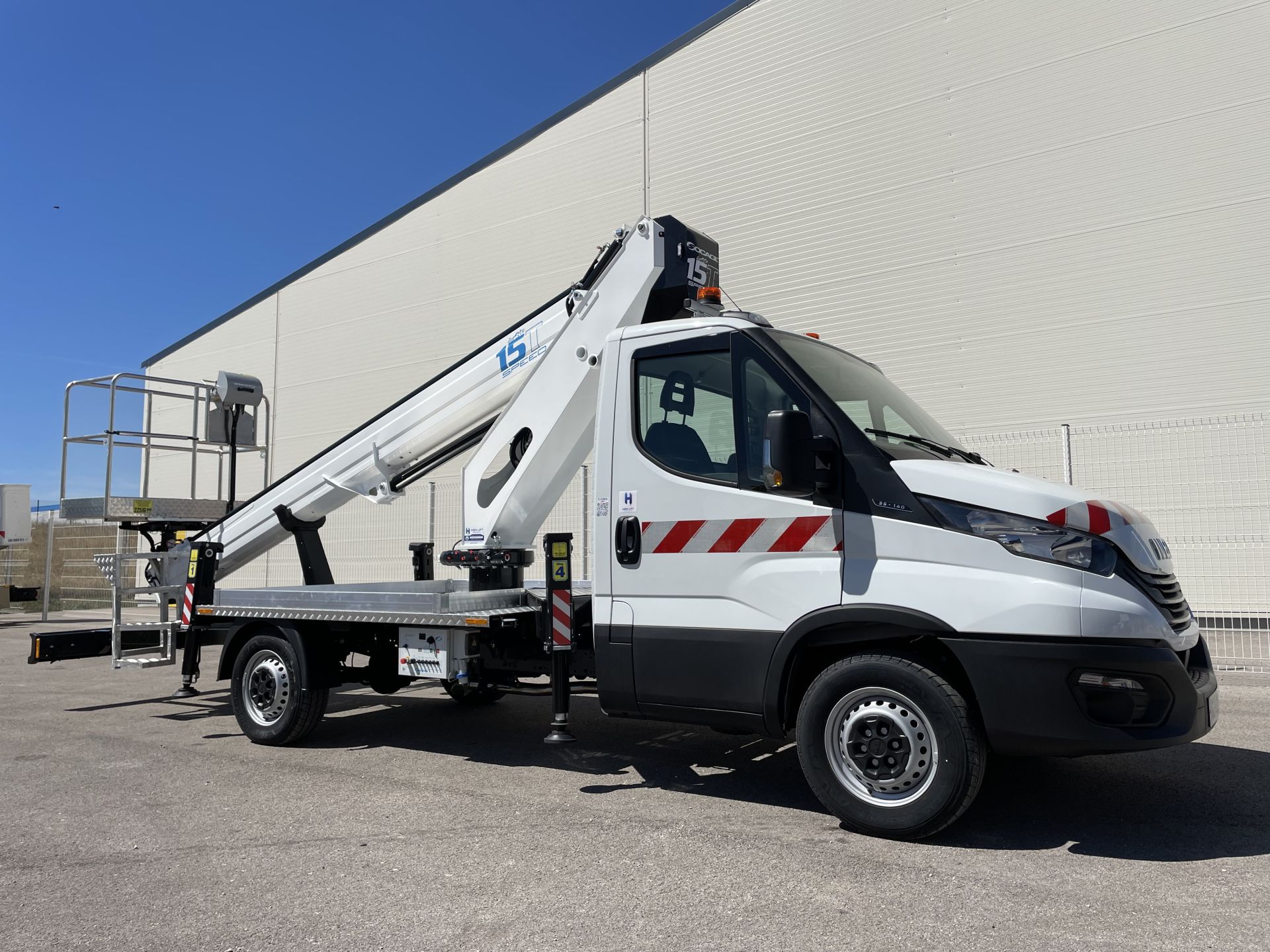 Nacelle télescopique 15t speed (h h) - camion nacelle_0