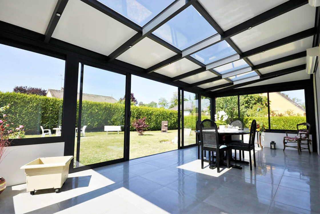 Véranda classique avec toiture rectangulaire à facettes - Topaze_1