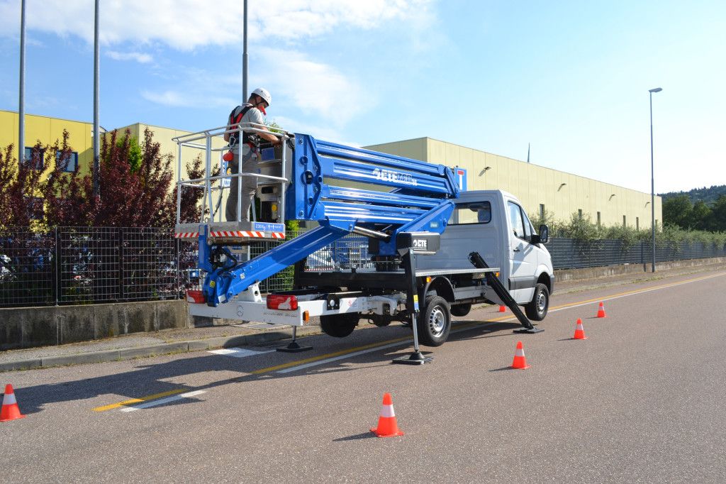 Zed 20.3 a+h - nacelle VL CTE - 20 m avec double pantographe et bras télescopique_1
