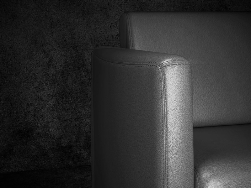 Canapé d'accueil Cetro - 1 et 2 places - Structure en acier - Revêtement 78% PVC et 22% Polyester_1