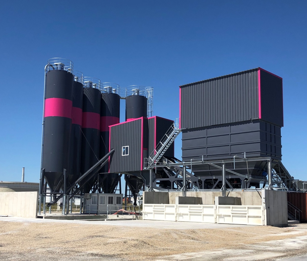 Centrale à béton mobile 120 m3/h - 4 ou 5 trémies d'agrégats et une capacité totale jusqu'à 400m3 - Arcmov_1