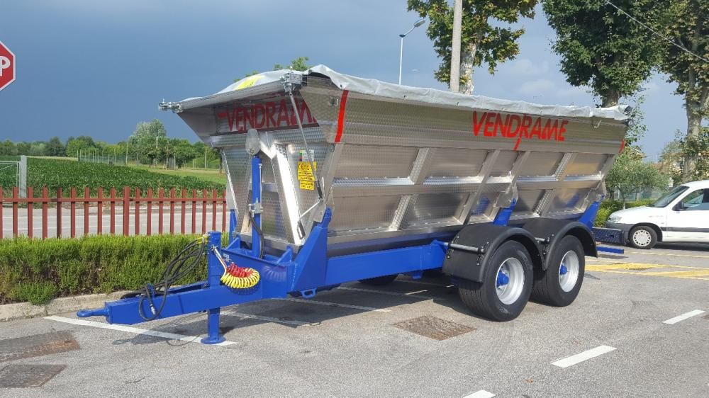 VBCU 140 - Remorque à 2 essieux avec cuve en acier inoxydable - Vendrame - Capacité 14 m³ - Charge 1400 kg_1