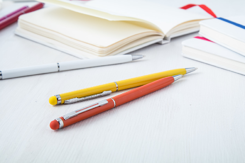 Stylo à bille avec stylet - aluminium - embout tactile assorti - encre bleue_1