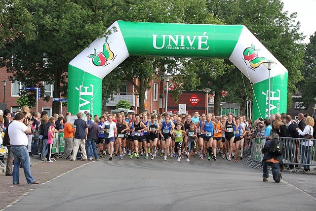 Arche gonflable publicitaire sur-mesure et personnalisée en PVC 650/680g/m² - Résistante et certifiée M2_1