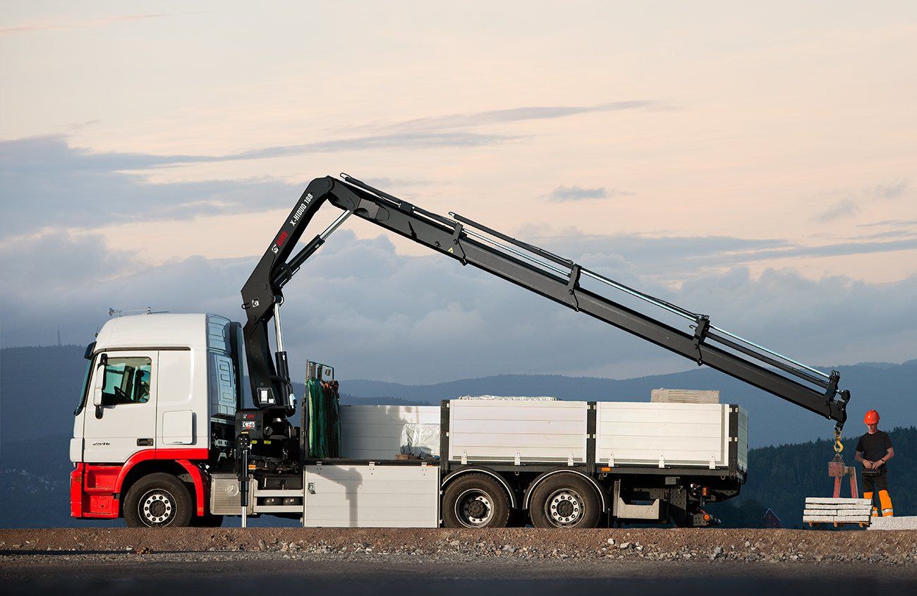 Grue hydraulique HIAB X-Hiduo 188 avec une portée de 6.54 à 10.76 mètres