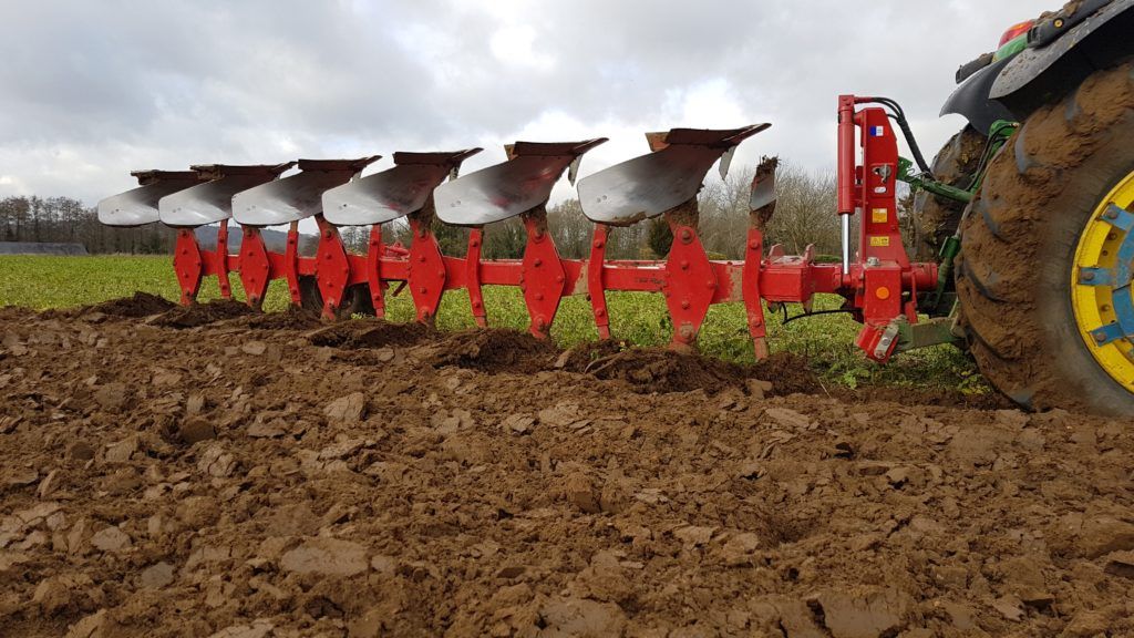 Charrue tx 170 & tx 175 - charrue agricole - mag demblon - x résiste à un effort de 2700 kg_1