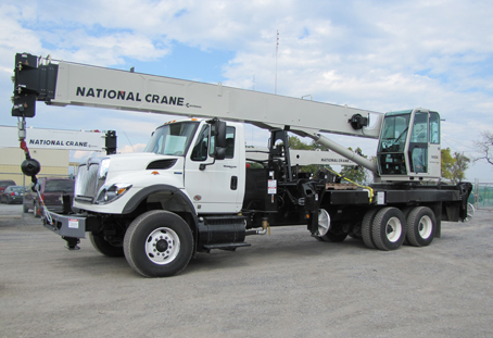 1400A Camion grue - Manitowoc - Charge maximale 29,9 t - Longueur de flèche 38,7 m - Hauteur de pointe 52,1 m_1