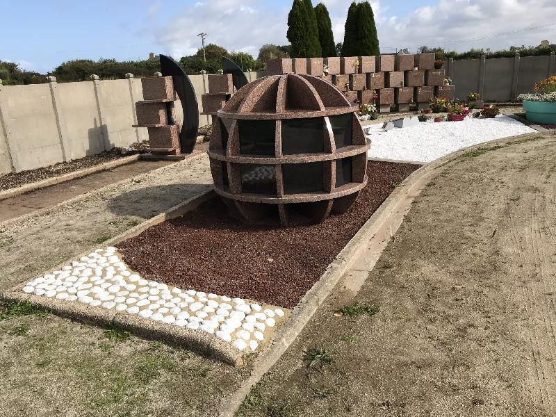 Columbarium Globe_2