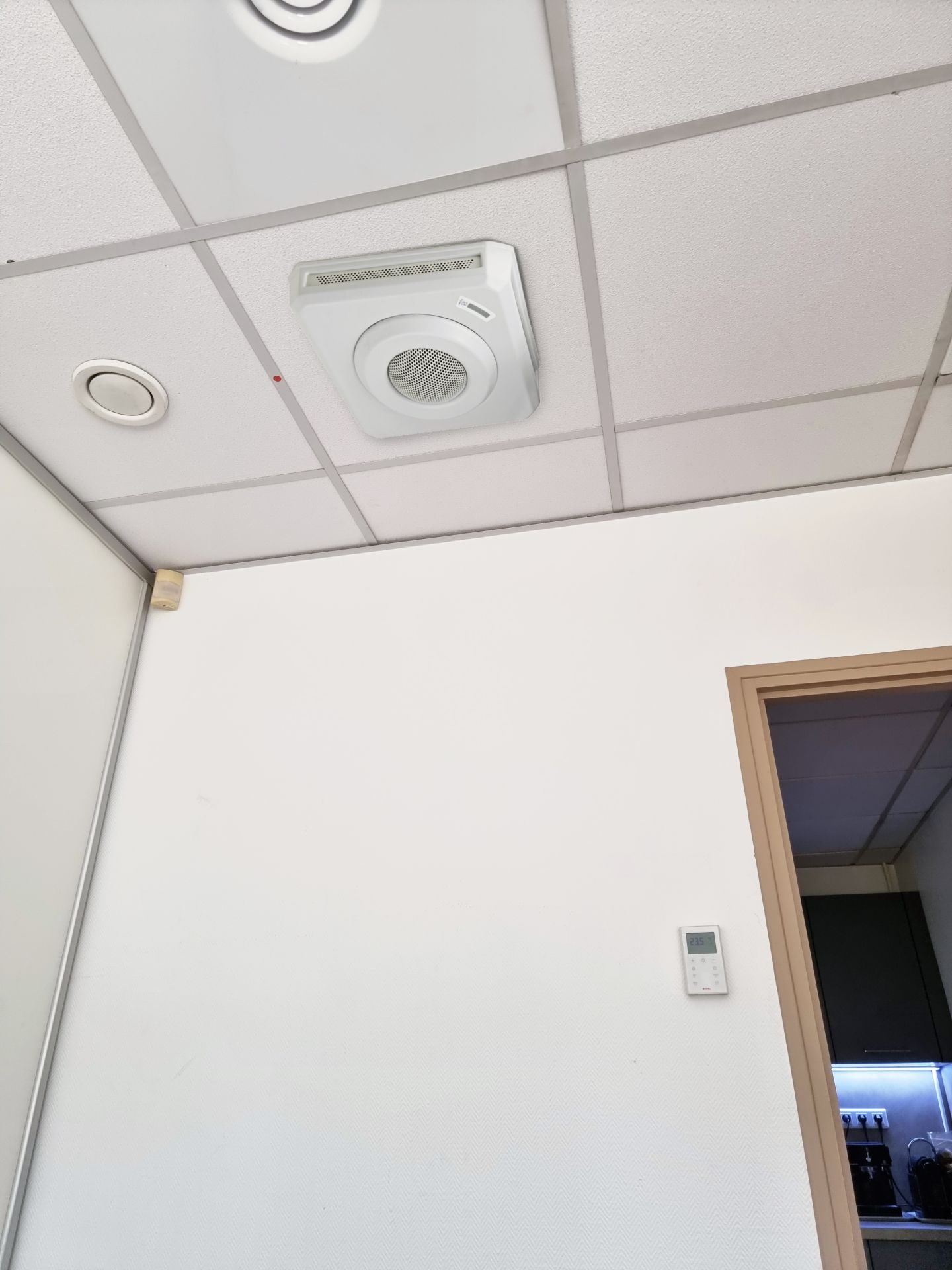 Purificateur d'air grands volumes  jusqu'à 150 à 290 m³ - bioxigen mistral ata_1