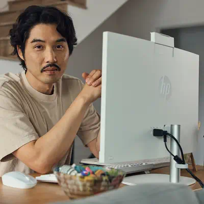 HP 24-cr0068nf Intel® Core¢ i3 i3-N300 60,5 cm (23.8