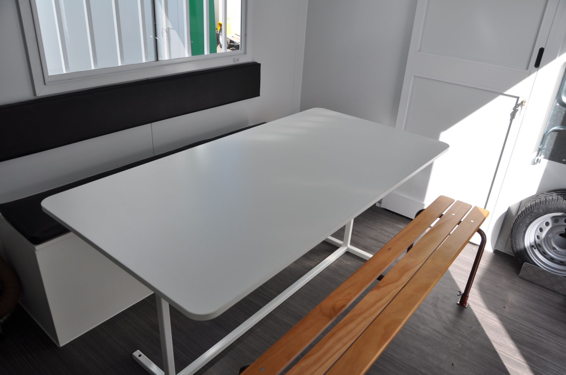 Base vie mobile avec châssis galvanisé et timon freiné