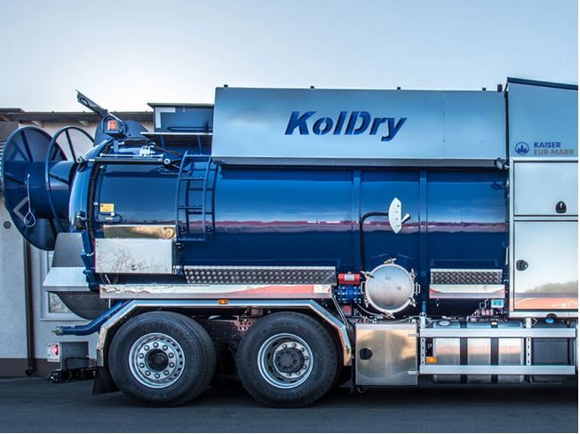 Koldry camions aspirateurs - Kaiser - déshydratation innovante - 1 500 m³ à 2 700 m³/h_1