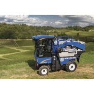 Vendangeuse compacte New Holland Braud 8030L pour vignobles larges