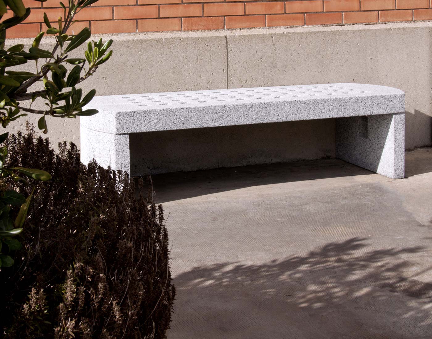 Banc public Trau UM396H - béton préfabriqué hydrofuge gris granite - kit facile à assembler_1