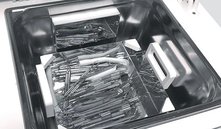 Cuve de nettoyage à ultrasons Sonocleaner 2017-TR - Modèle de table 17L - Gamasonic - Acier inoxydable avec minuteur et couvercle insonorisant_1