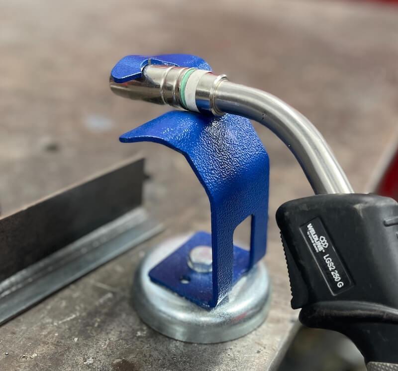 Support de torche MIG MAG avec base magnétique_1