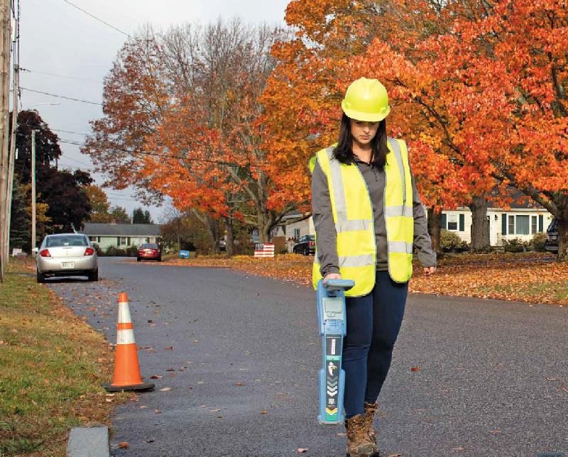 RD7200 - Localisateur de câbles et de canalisations enterrés, robuste et ergonomique - Radiodetection_1