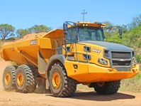 B40E Tombereaux Articulés - Bell - 39 000 kg - Puissance 380 kW - Capacité 24 m3_1