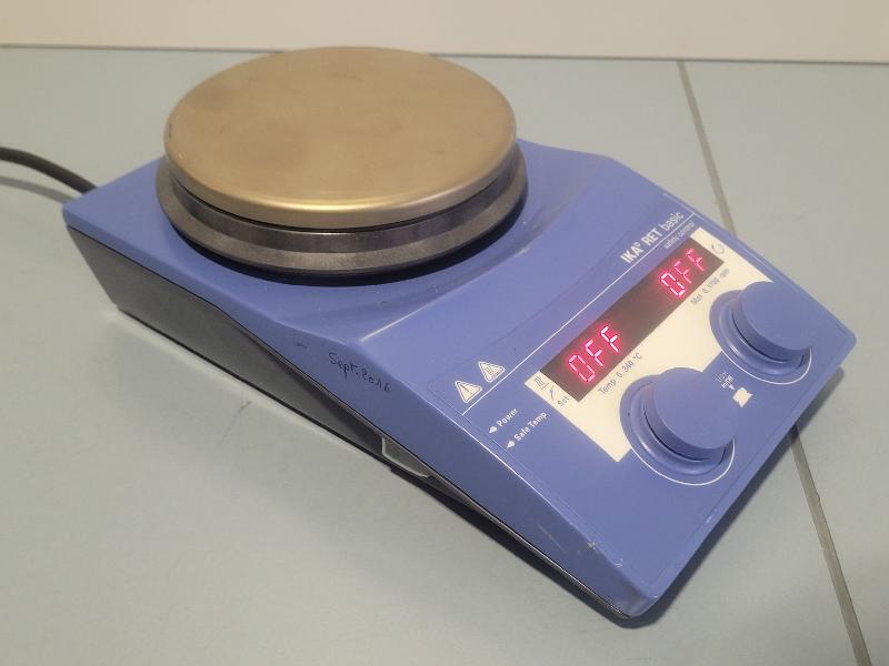 Agitateur magnétique chauffant IKA RET Basic safety control_1